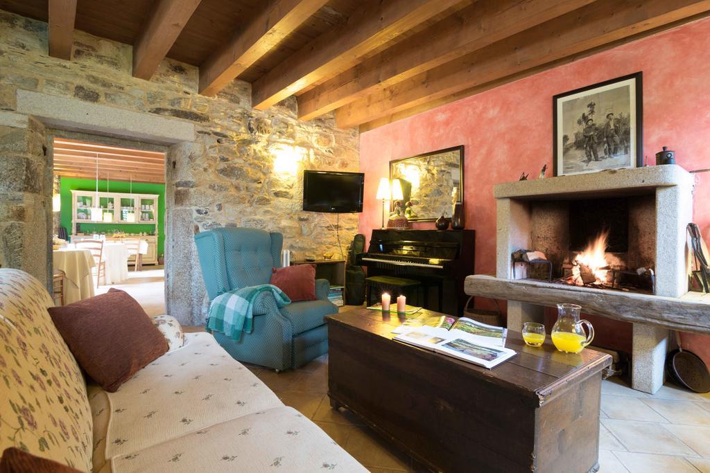 Casa Rural Grana Da Acea Monfero Ngoại thất bức ảnh